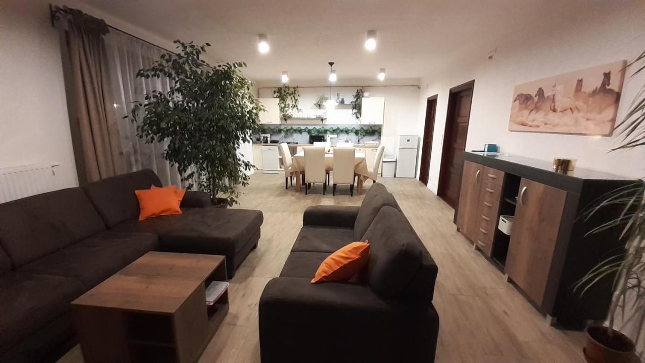 Bibic Apartman A Kapolnasnyek Luaran gambar