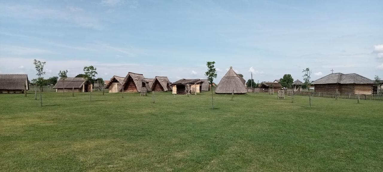 Bibic Apartman A Kapolnasnyek Luaran gambar